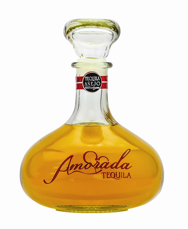 Amorada Tequila Anejo white background